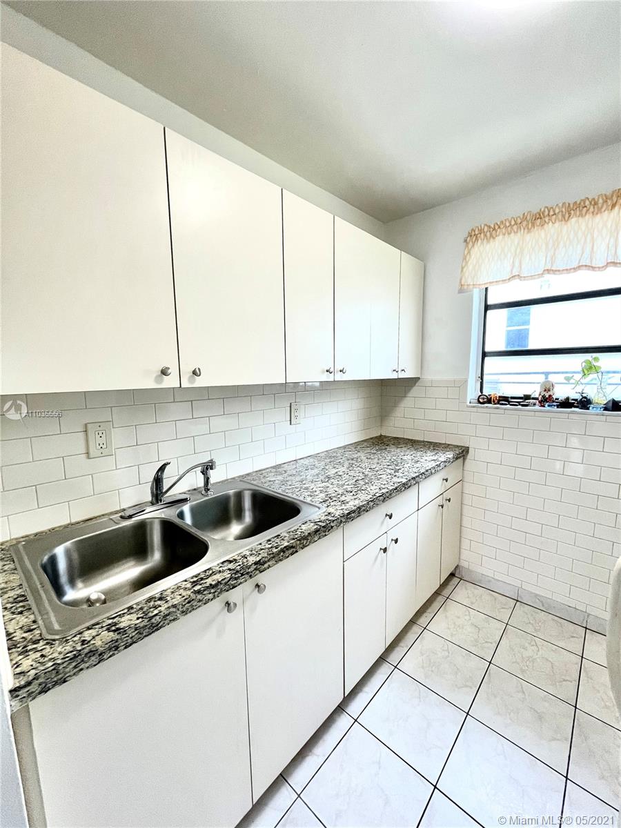 734 Meridian Avenue, Unit 5 Miami Beach, FL 33139 - Photo 2 of 9