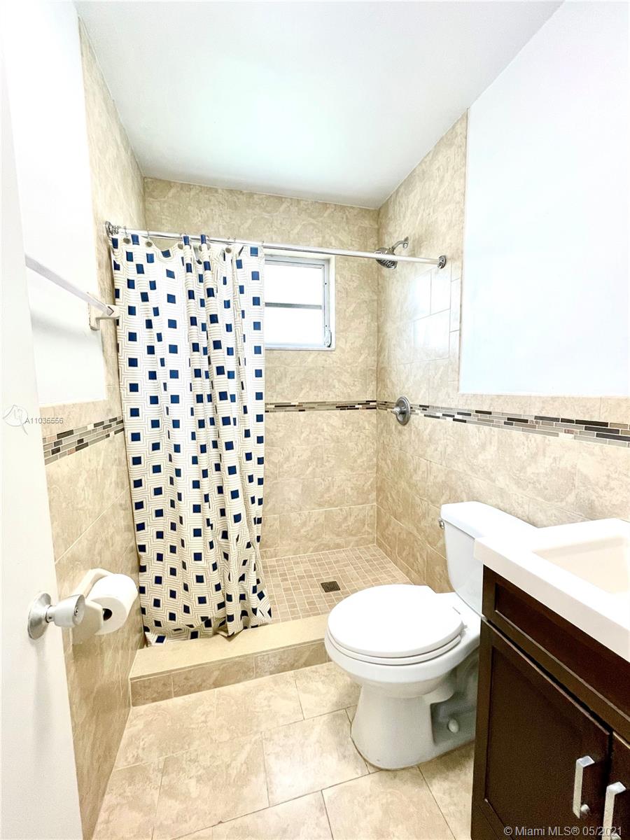 734 Meridian Avenue, Unit 5 Miami Beach, FL 33139 - Photo 6 of 9