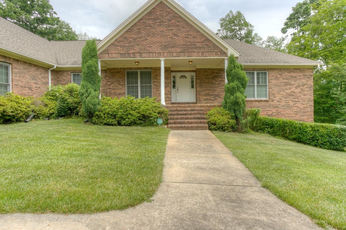 700 Hargis Road Signal Mountain, TN 37377 - Photo 3 of 39 Welcome Home