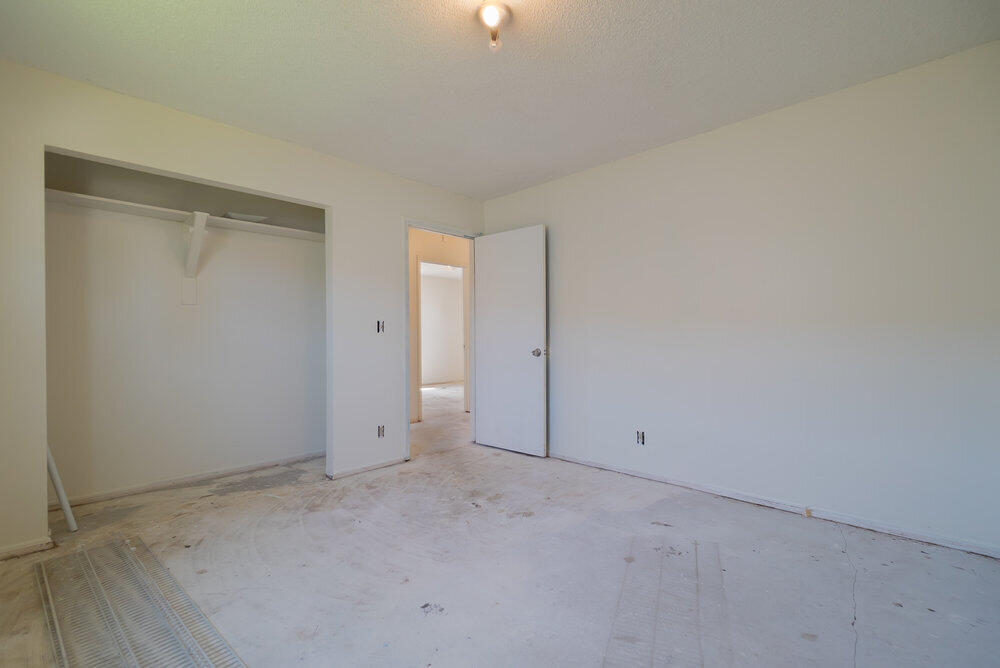 1565 West 10th Street Riviera Beach, FL 33404 - Photo 13 of 18 Bedroom 3