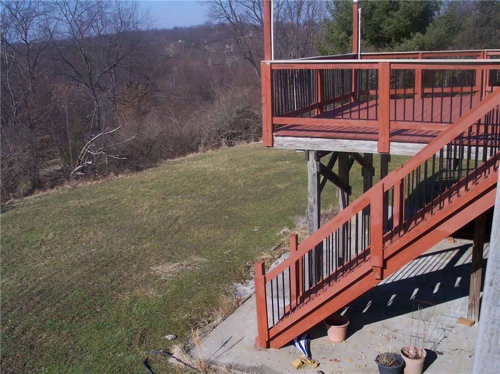 206 Ridgeview Drive Wexford, PA 15090 - Photo 12 of 12 Steps leading down to level back-yard.