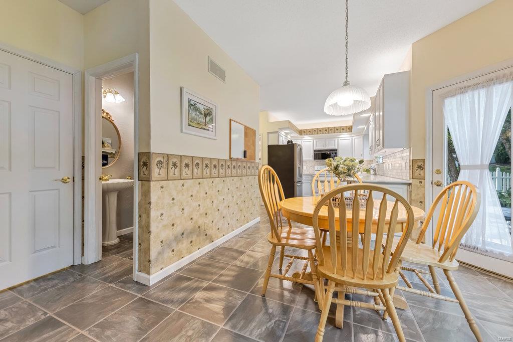 2704 Kettering Drive St. Charles, MO 63303 - Photo 19 of 49