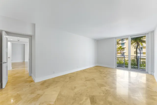 $4,375,000 | 100 Worth Avenue, Unit 308, Palm Beach, FL 33480