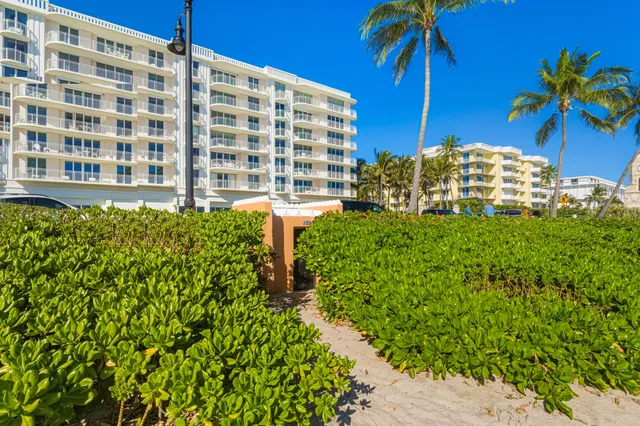 $4,375,000 | 100 Worth Avenue, Unit 308, Palm Beach, FL 33480