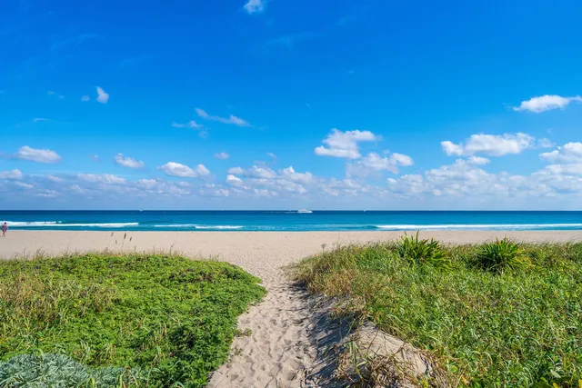 $4,375,000 | 100 Worth Avenue, Unit 308, Palm Beach, FL 33480