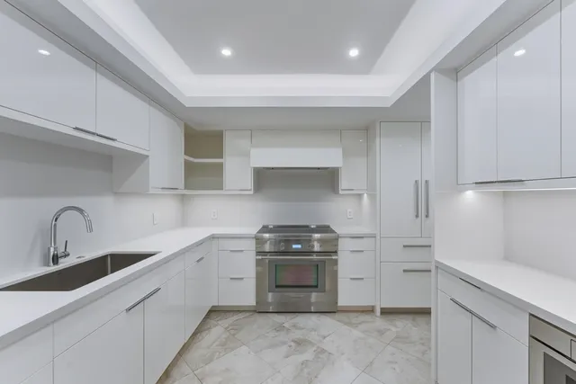 $4,375,000 | 100 Worth Avenue, Unit 308, Palm Beach, FL 33480