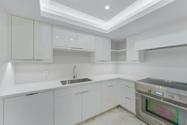 $4,375,000 | 100 Worth Avenue, Unit 308, Palm Beach, FL 33480