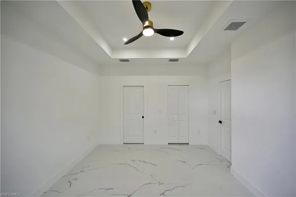 $2,100 | 4107 13th Street Southwest, Lehigh Acres, FL 33976