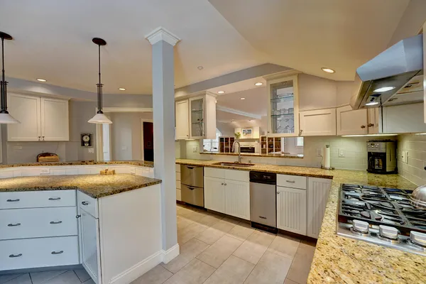 $1,295,000 | 100 Shepard's Cove Road, Unit H301, Kittery, ME 03904