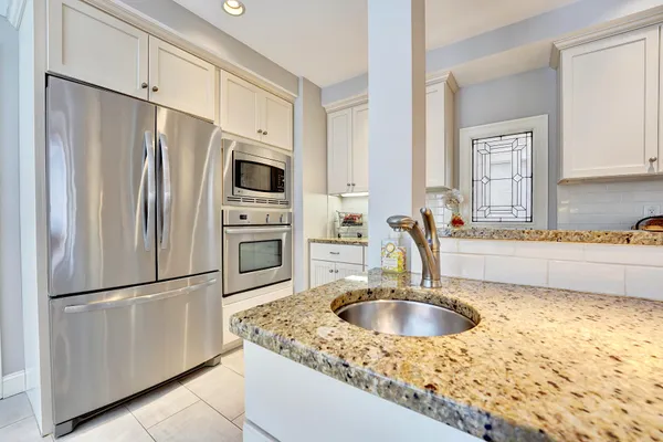 $1,295,000 | 100 Shepard's Cove Road, Unit H301, Kittery, ME 03904