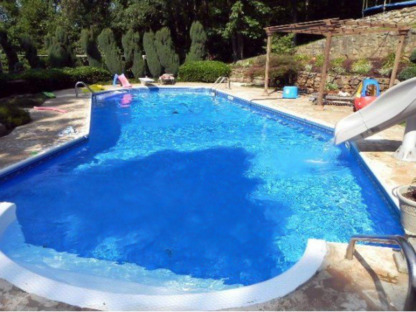 189 Hilton Road Gate City, VA 24251 - Photo 35 of 37 Pool oasis