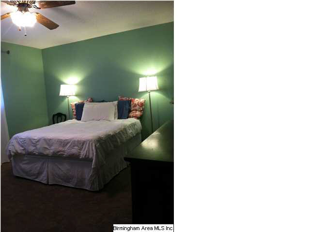 2409 Lakeside Drive McCalla, AL 35111 - Photo 5 of 32