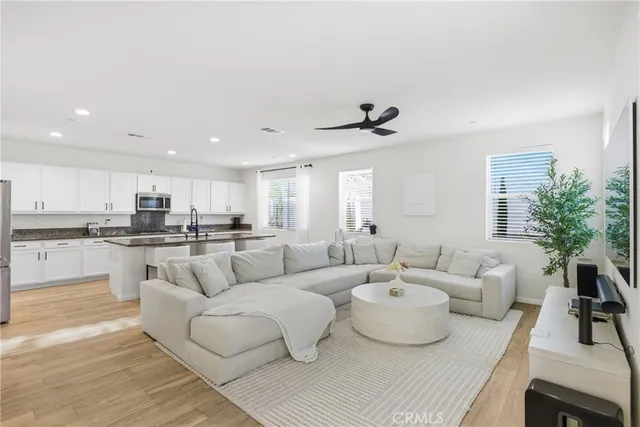 $899,999 | 39490 Verbena Way, Temecula, CA 92591