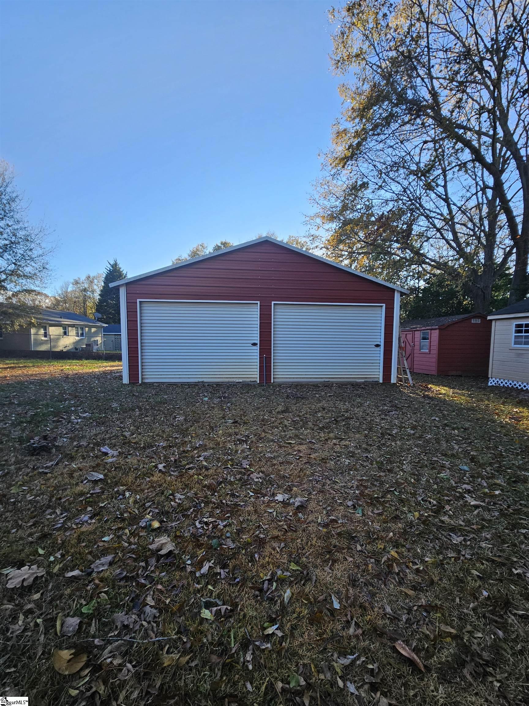 904 Lyman Street Gaffney, SC 29340 - Photo 8 of 12