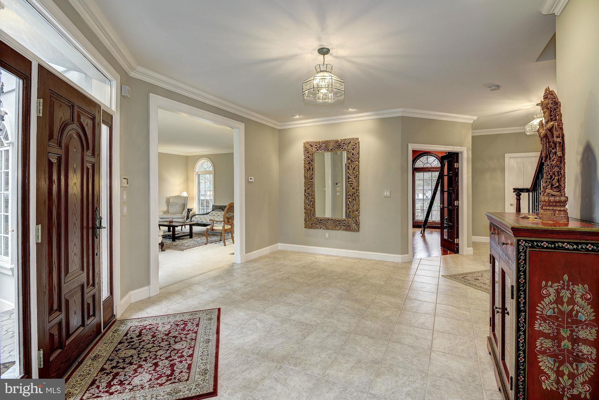 8719 Burdette Road Bethesda, MD 20817 - Photo 5 of 30 Interior (General)