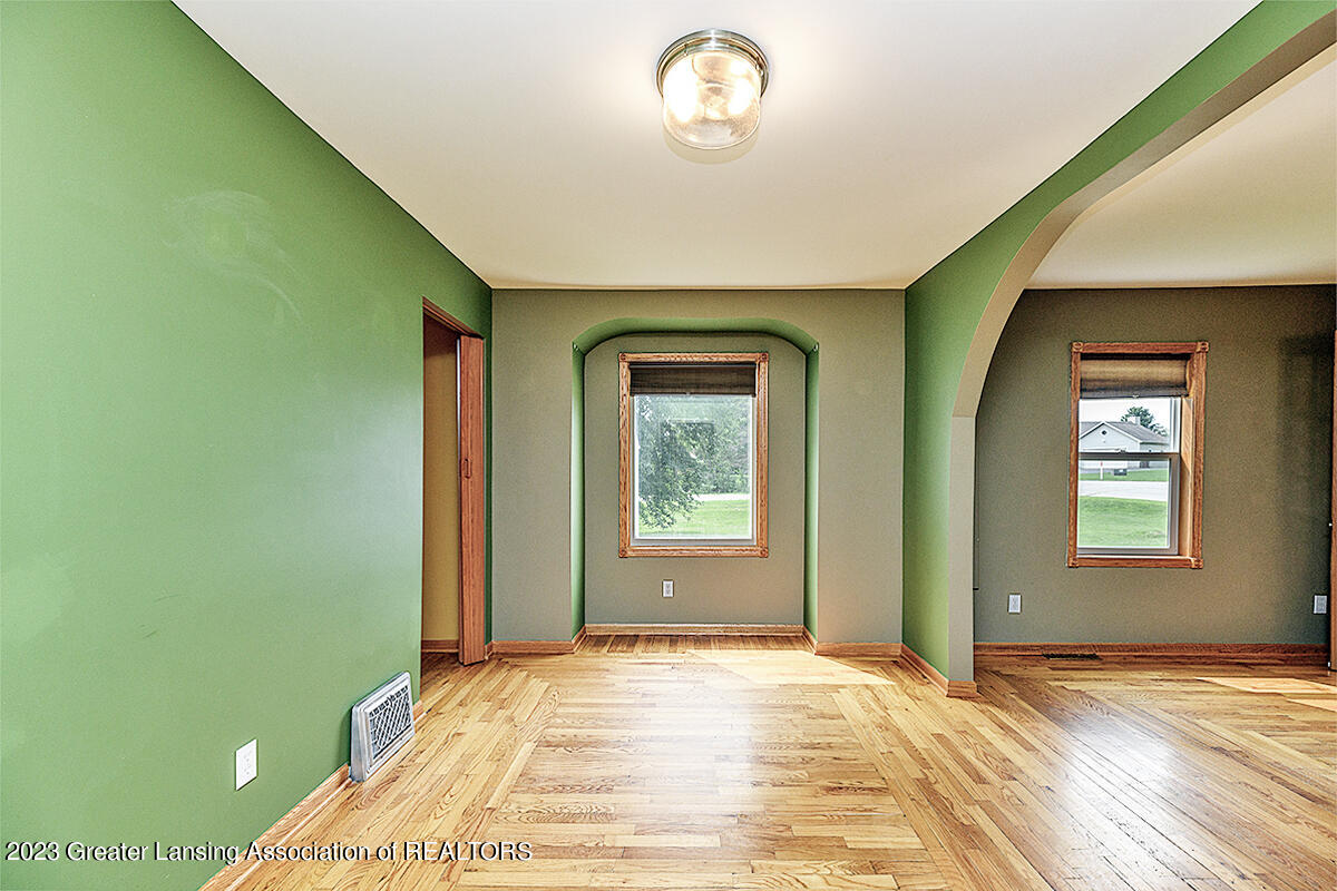 2030 East Stoll Road Lansing, MI 48906 - Photo 10 of 24 10