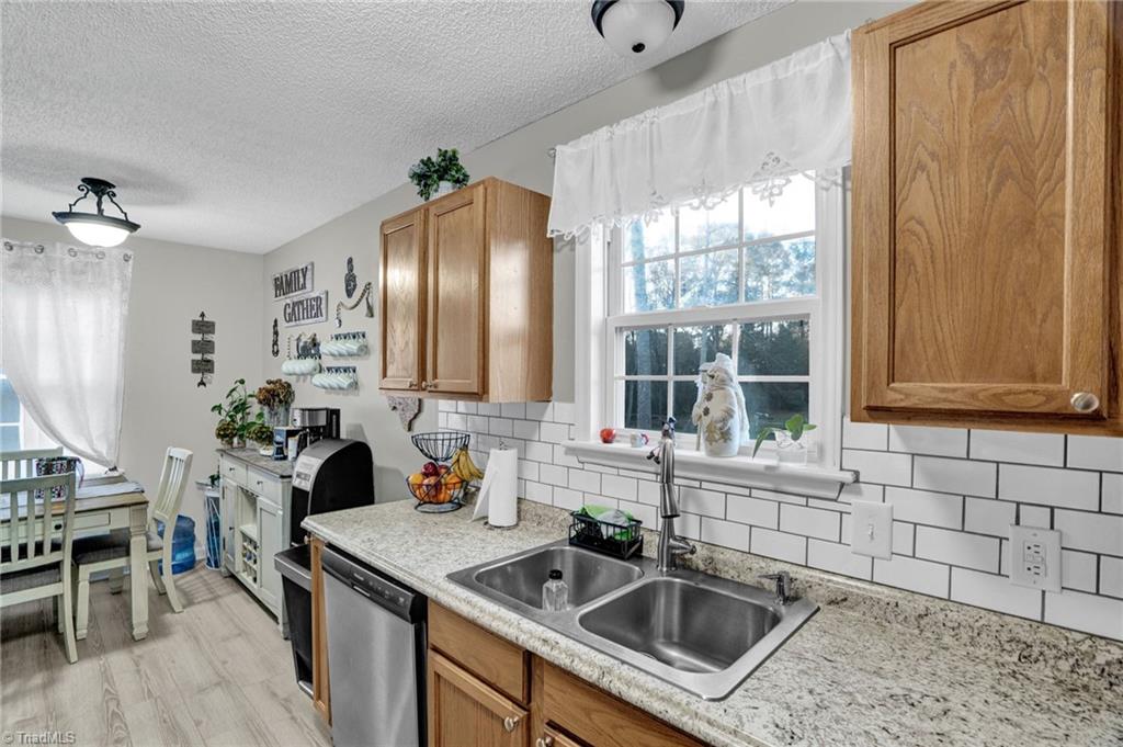 1783 Lynch Road Selma, NC 27576 - Photo 13 of 34 Gallery Image 13