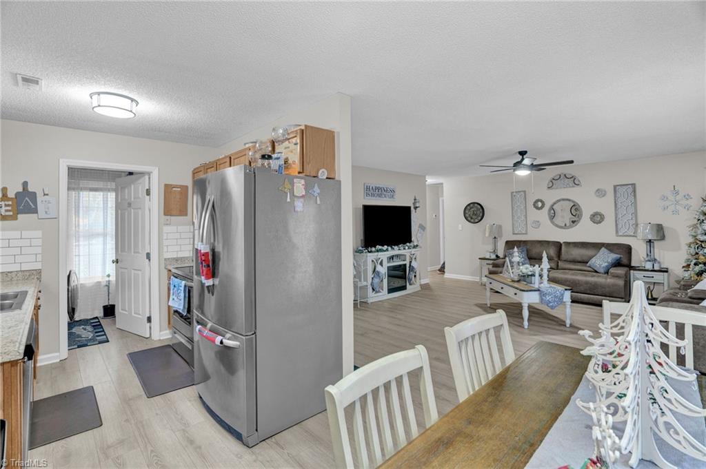 1783 Lynch Road Selma, NC 27576 - Photo 9 of 34 Gallery Image 9