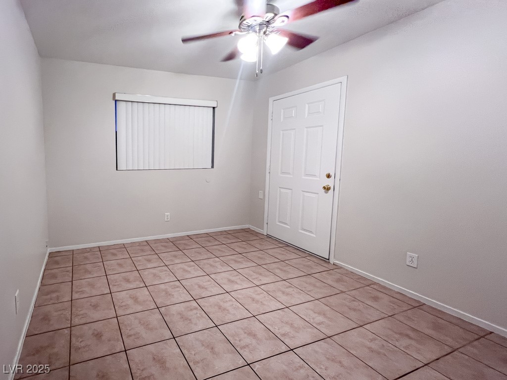 5532 Great Divide Street North Las Vegas, NV 89031 - Photo 7 of 16