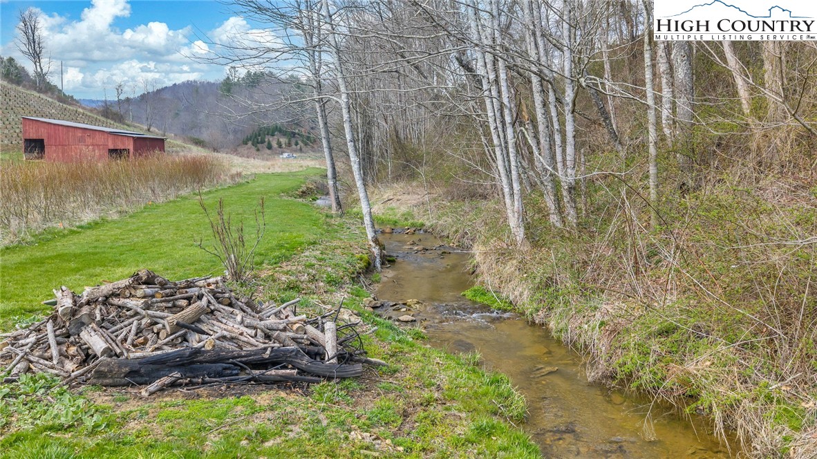 369 Spencer Branch Road Lansing, NC 28643 - Photo 6 of 50 Gallery Image 6