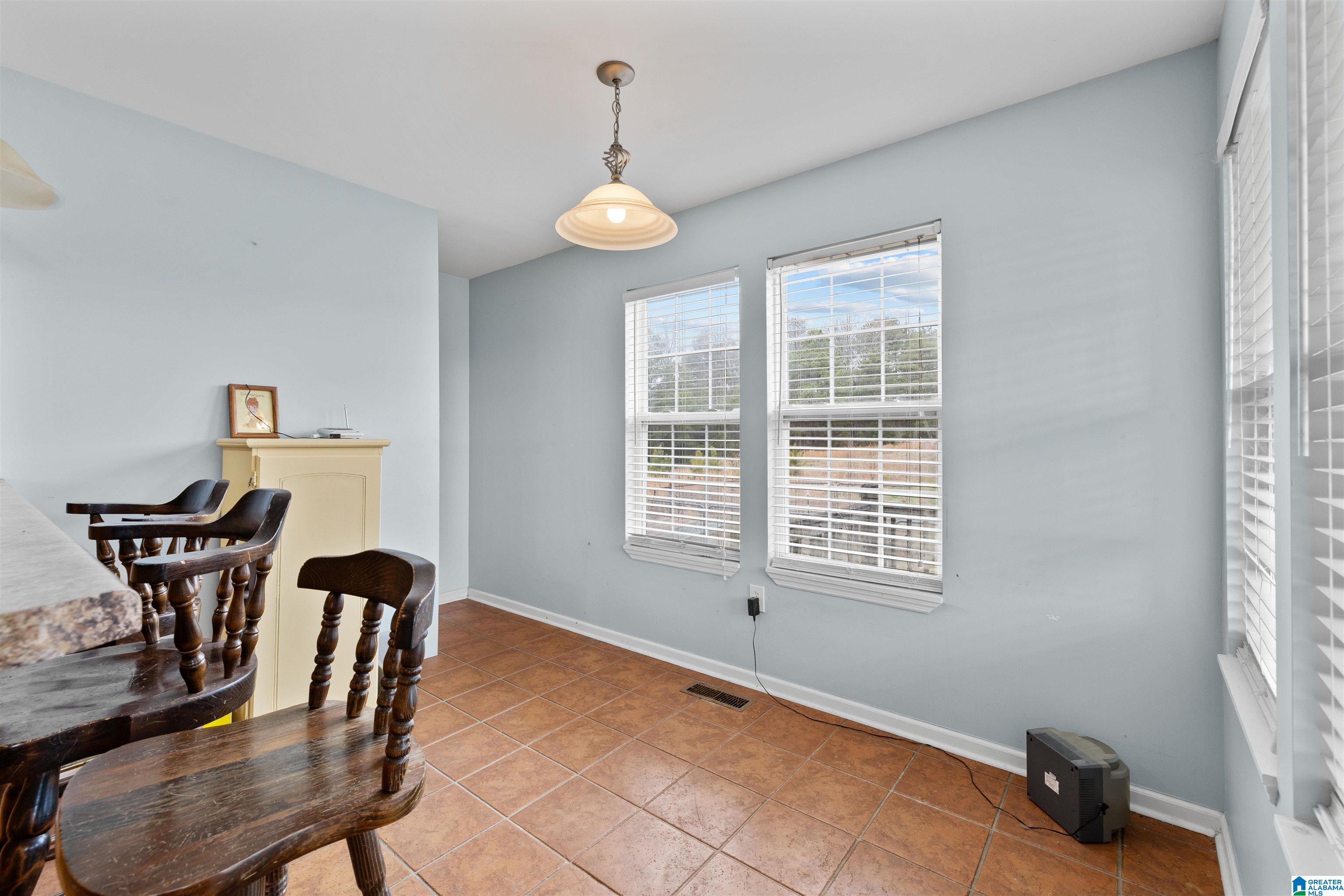 565 Rb Shadrix Road Hayden, AL 35079 - Photo 20 of 49