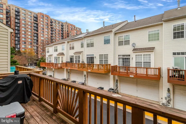 $4,200 | 2342 Huntington Station Court, Alexandria, VA 22303