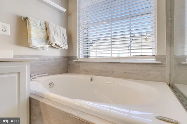 $4,200 | 2342 Huntington Station Court, Alexandria, VA 22303