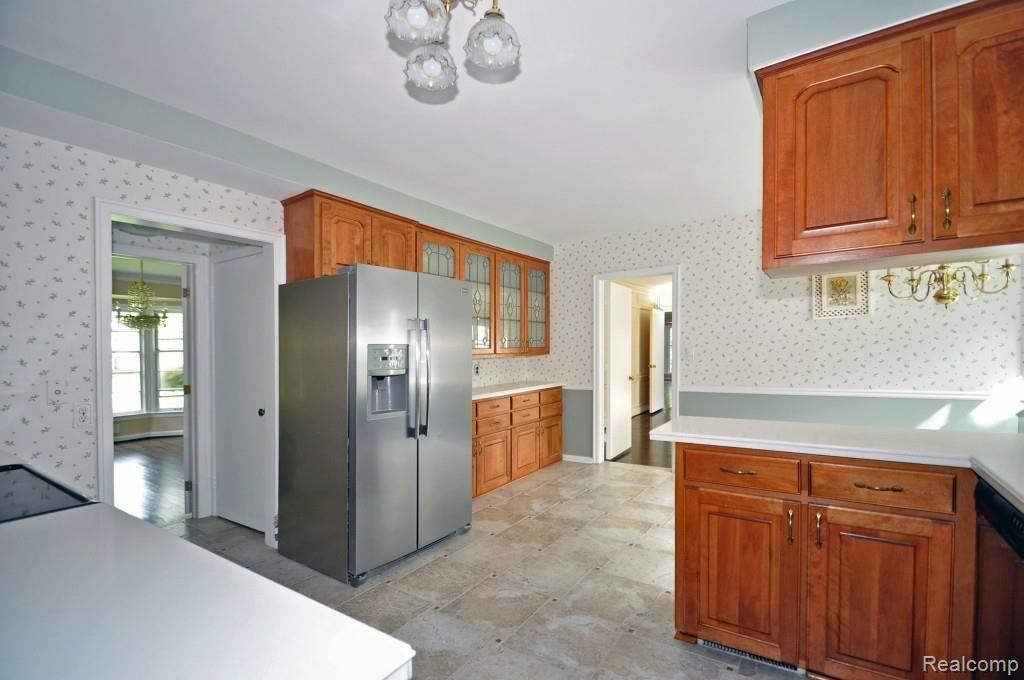 591 Renaud Road Grosse Pointe, MI 48236 - Photo 13 of 28 13.jpg