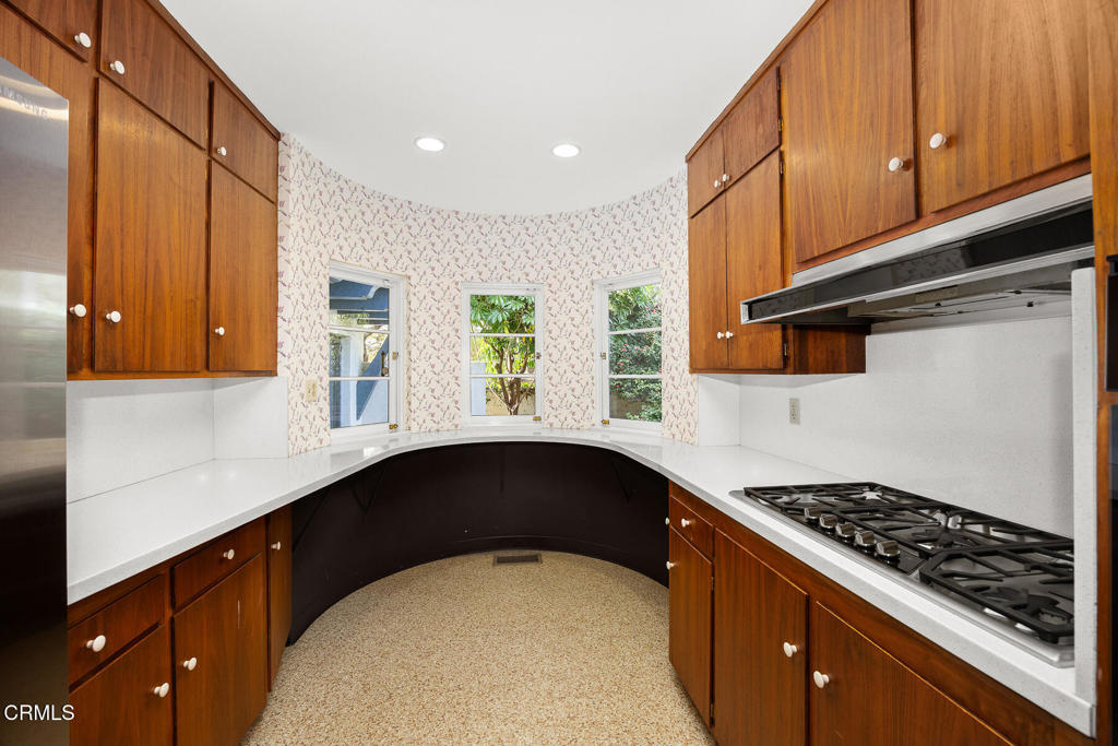 2405 Monterey Road San Marino, CA 91108 - Photo 11 of 27 Kitchen