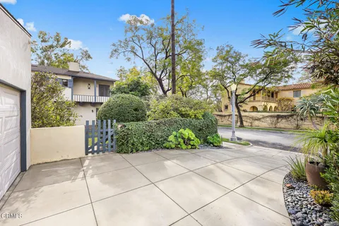 $1,998,000 | 2405 Monterey Road, San Marino, CA 91108