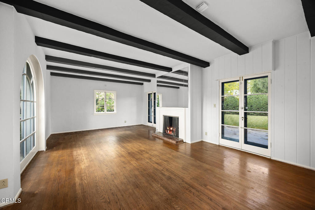 2405 Monterey Road San Marino, CA 91108 - Photo 5 of 27 Living Room