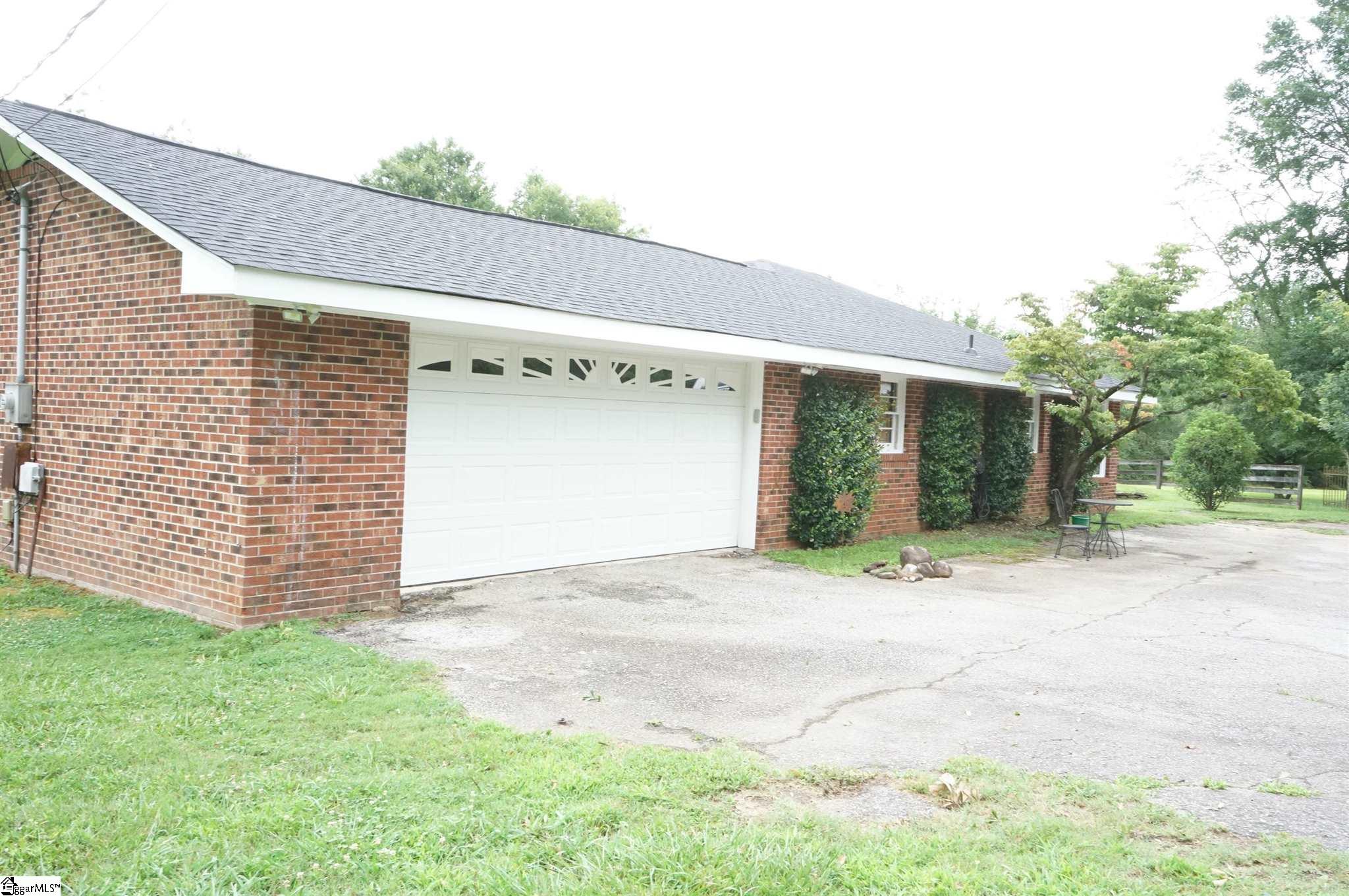 411 Langley Road Travelers Rest, SC 29690 - Photo 31 of 36 Gallery Image 31