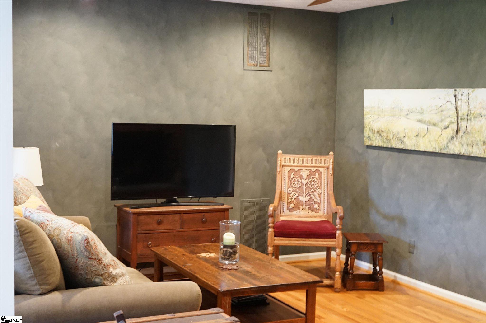411 Langley Road Travelers Rest, SC 29690 - Photo 5 of 36 Gallery Image 5