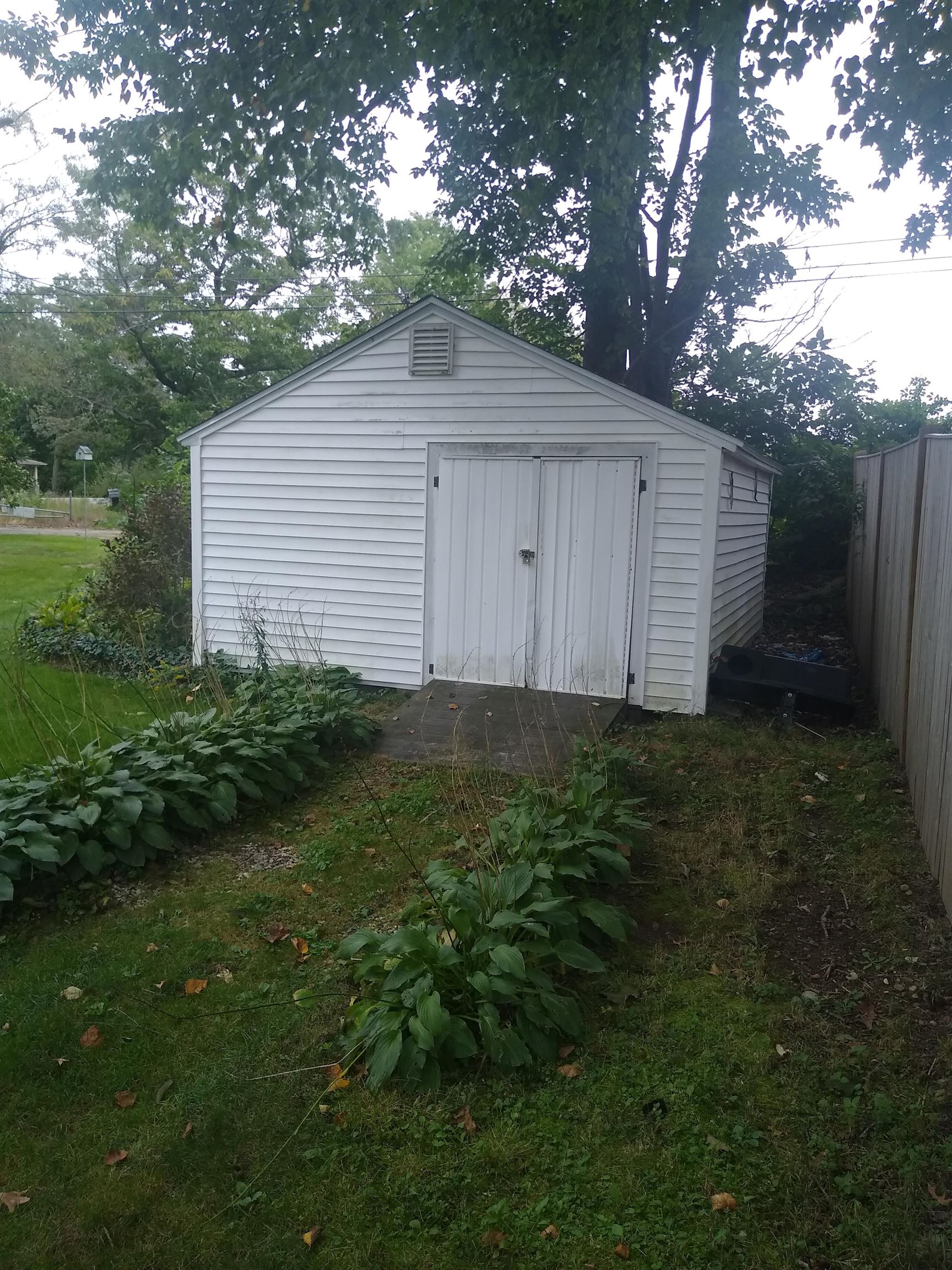 111 Rochester Hill Road Rochester, NH 03867 - Photo 2 of 30