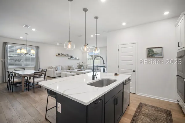 $449,000 | 7 Flint Road, Bluffton, SC 29910