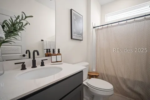 $449,000 | 7 Flint Road, Bluffton, SC 29910