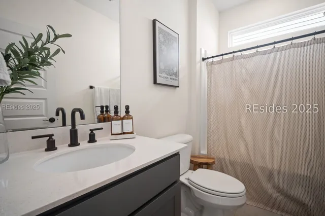 $449,000 | 7 Flint Road, Bluffton, SC 29910