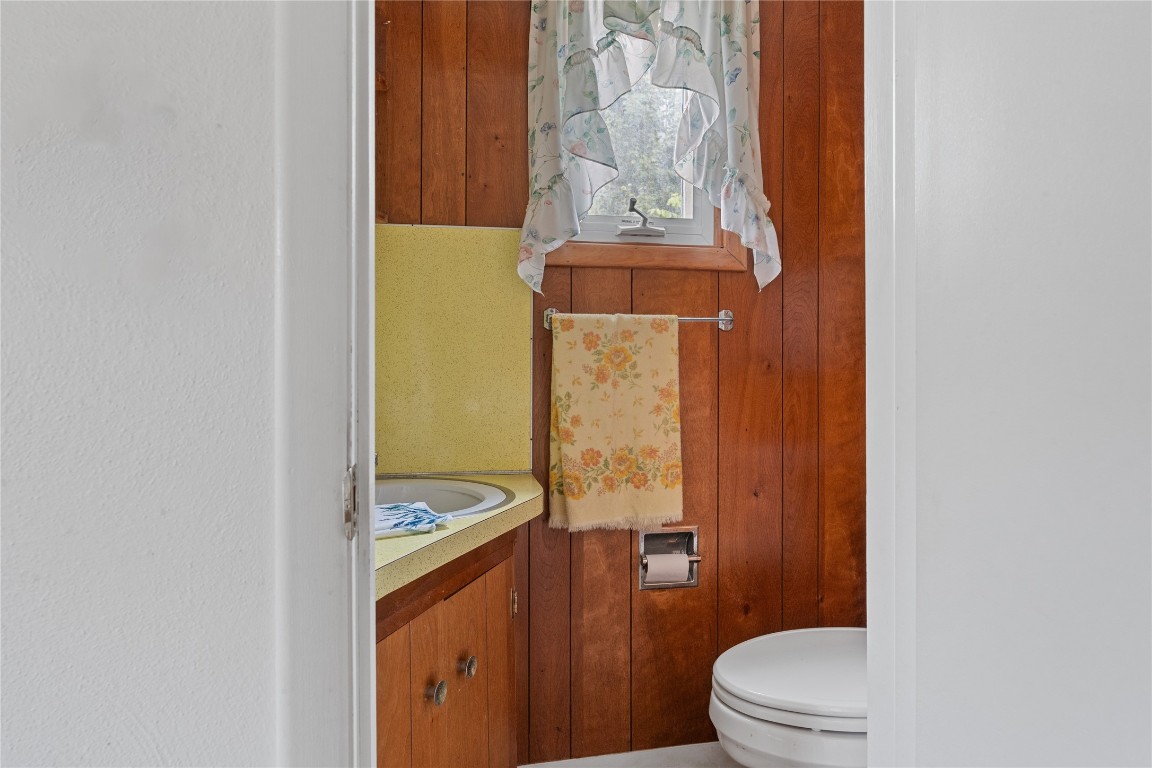 18 Riverside Street Binghamton, NY 13904 - Photo 11 of 32