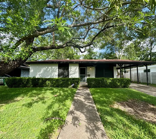 $2,095 | 6406 Kenilworth Drive, Austin, TX 78723