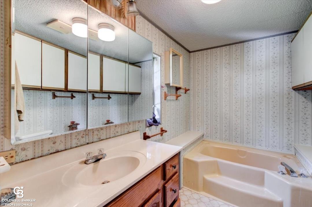 2401 Kinney Road Memphis, MI 48041 - Photo 12 of 12 50148319-6d4b54a2-3638-4d42-bc92-ff01e6bbff60.JPG