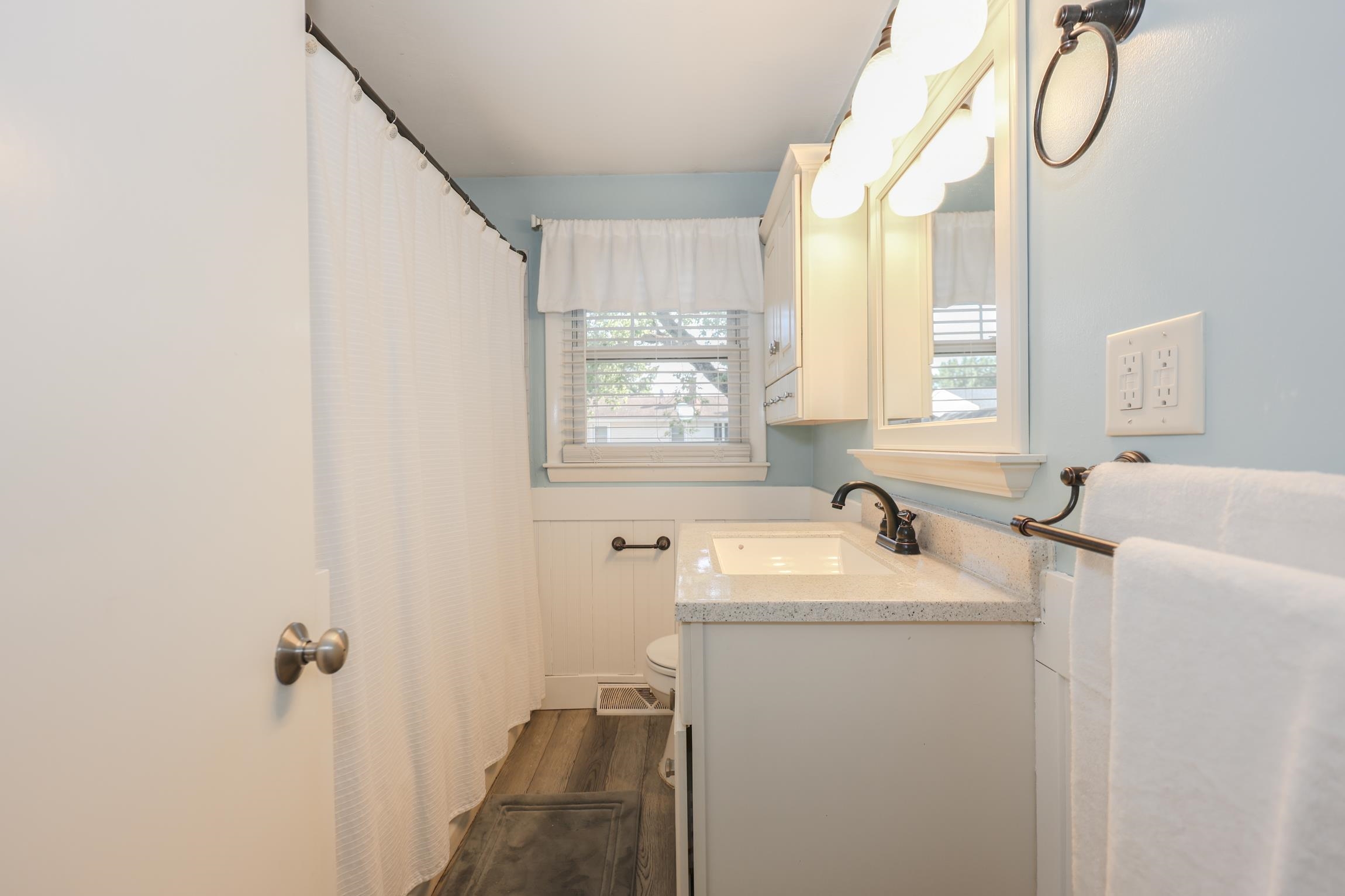 13 April Drive Nashua, NH 03060 - Photo 11 of 30