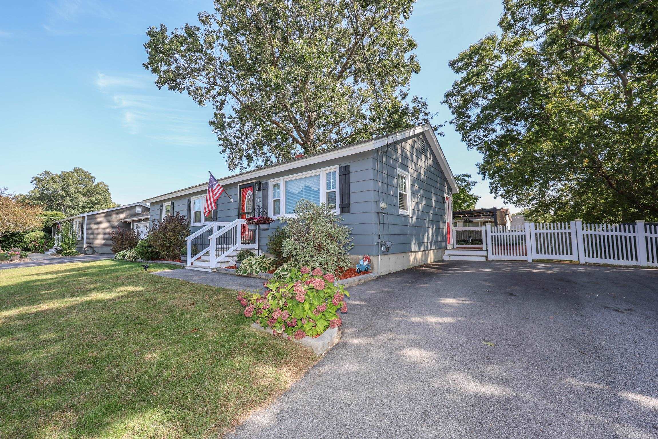 13 April Drive Nashua, NH 03060 - Photo 13 of 30