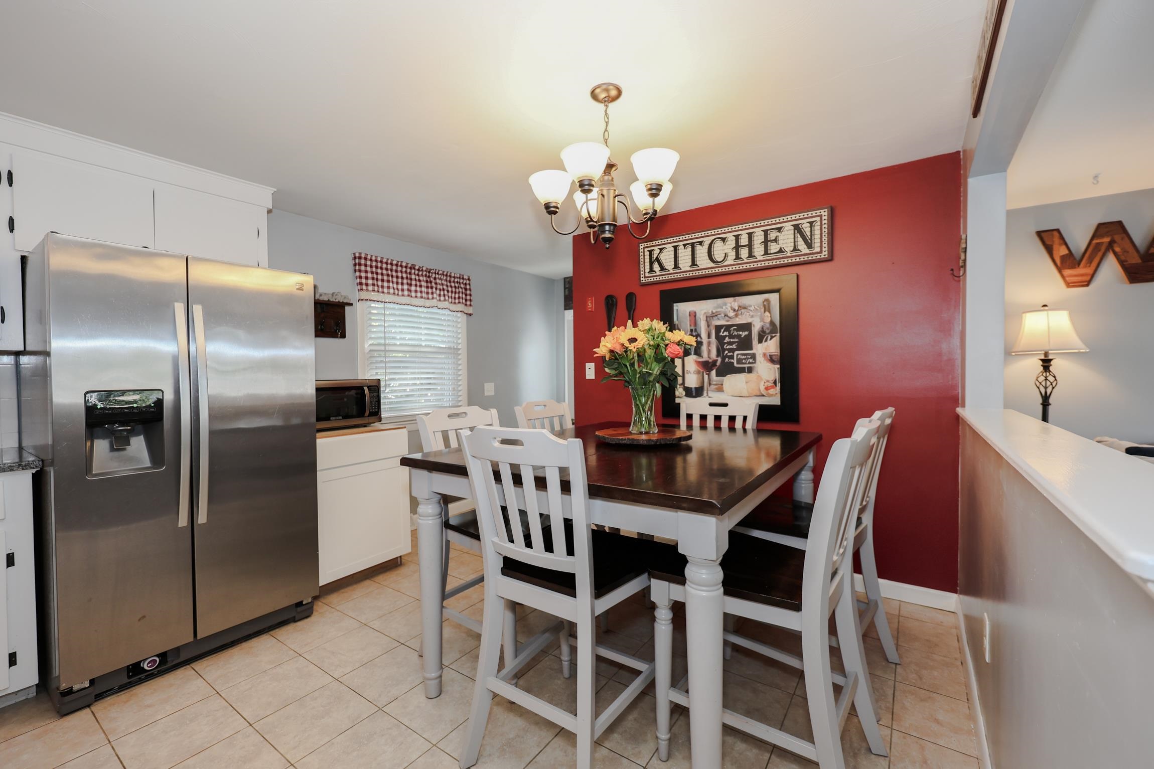 13 April Drive Nashua, NH 03060 - Photo 4 of 30