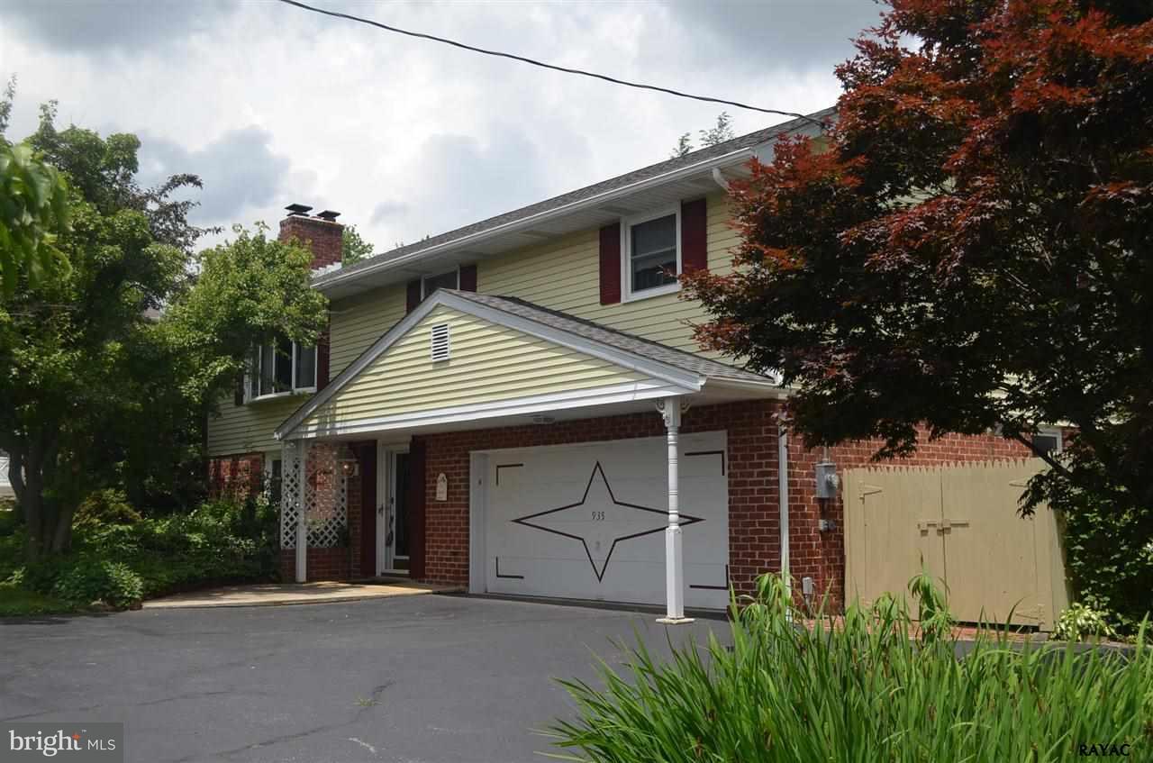 935 Witmer Road York, PA 17406 - Photo 2 of 36 Gallery Image 2
