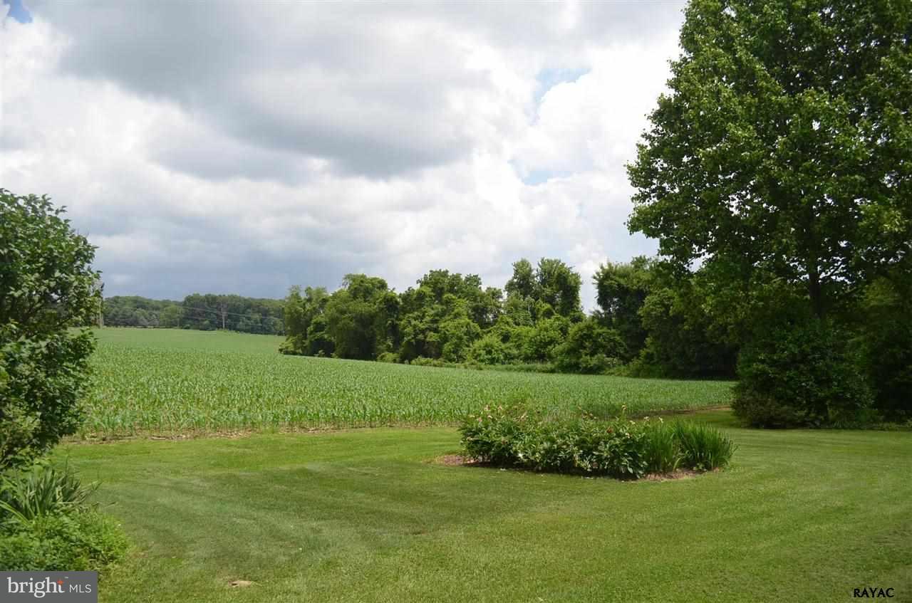 935 Witmer Road York, PA 17406 - Photo 20 of 36 Gallery Image 20