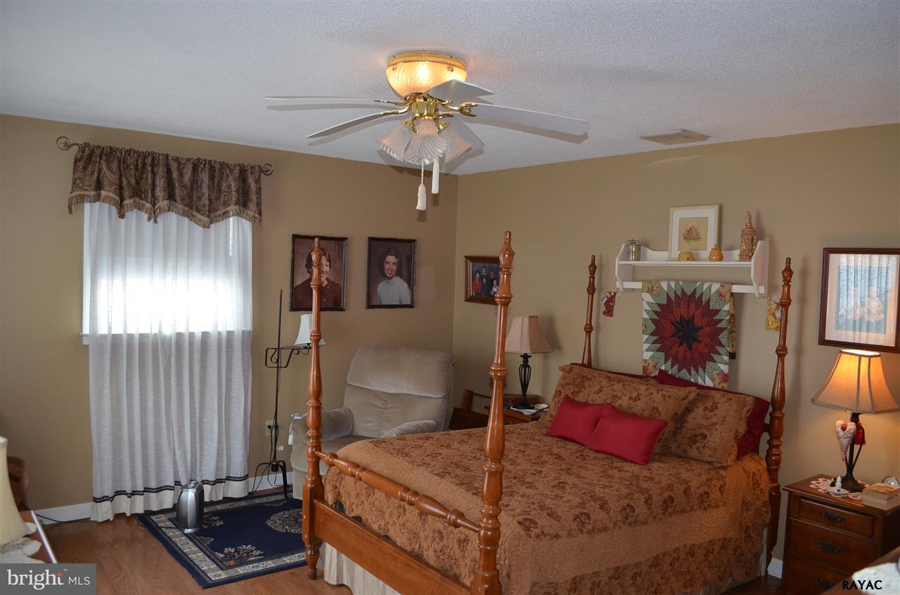 935 Witmer Road York, PA 17406 - Photo 33 of 36 Gallery Image 33