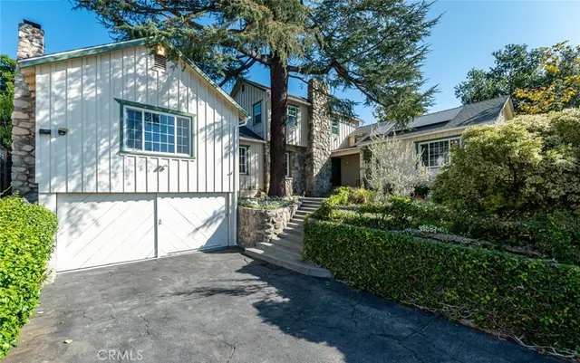 $1,700,000 | 3135 Los Olivos Lane, La Crescenta, CA 91214