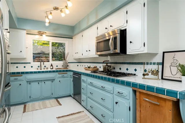 $1,700,000 | 3135 Los Olivos Lane, La Crescenta, CA 91214