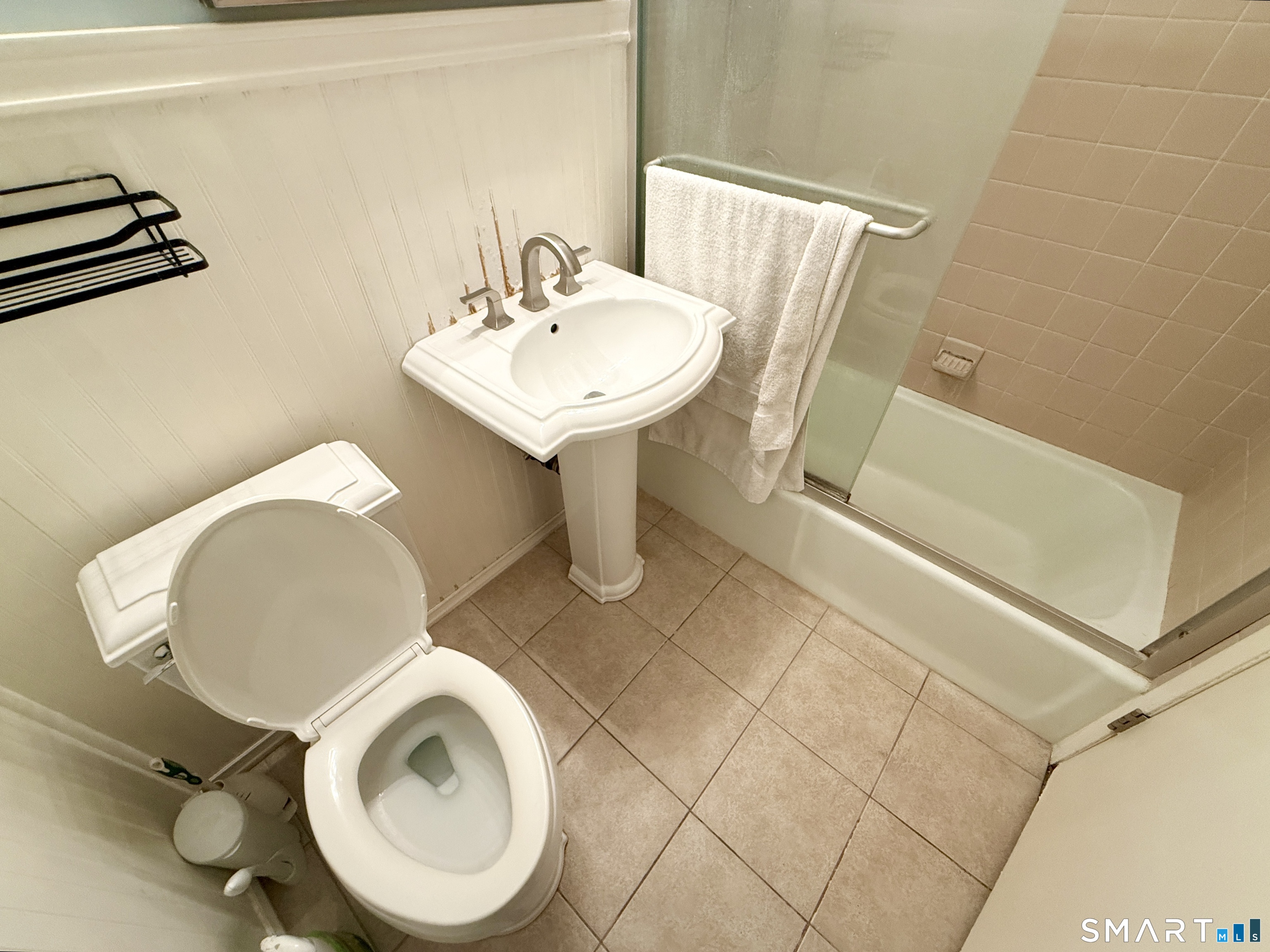 152 Towne House Road, Unit 152 Hamden, CT 06514 - Photo 20 of 26 Gallery Image 20