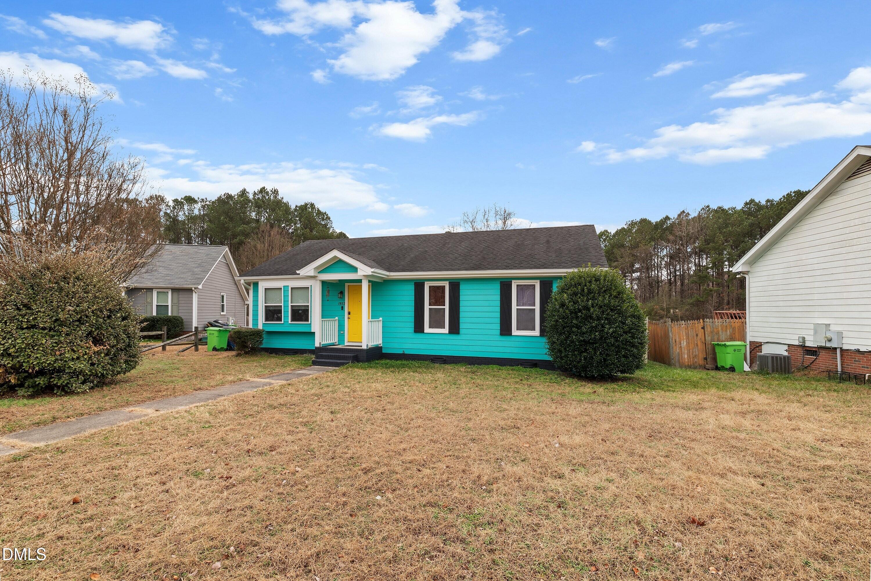 1932 Ranch Mill Circle Raleigh, NC 27610 - Photo 2 of 29 1932 Ranch Mill Cir_4310 (1) frt